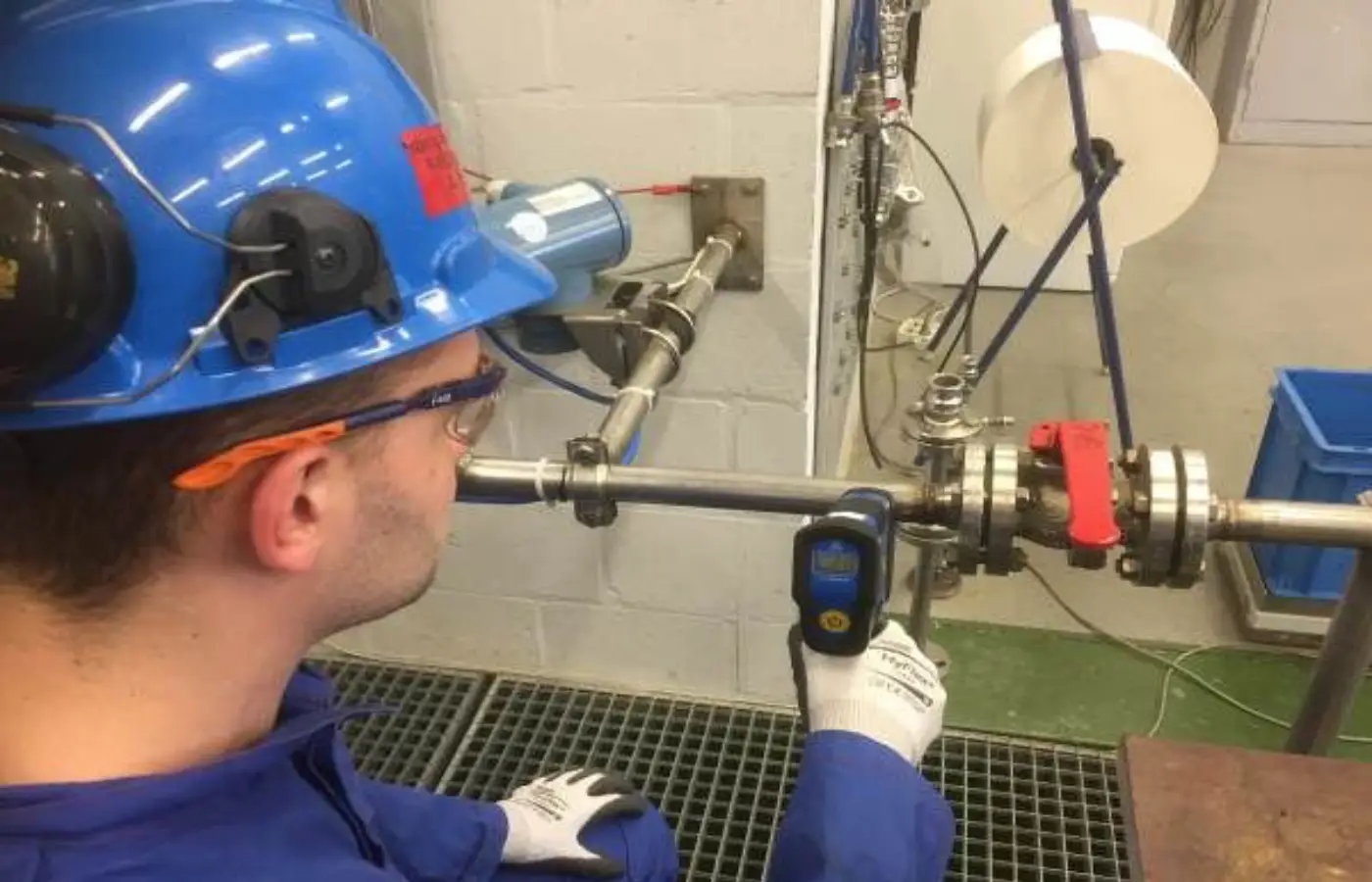 Leak detection plumbing service